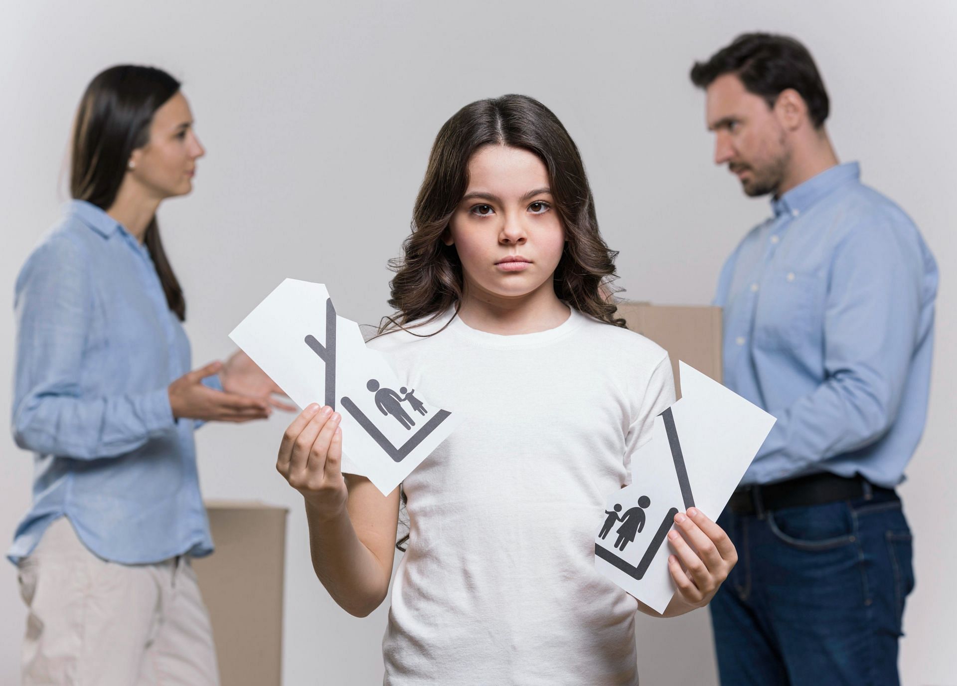 The foundation years of a child's health are primarily impacted by the ones they stay close to. (Image via Freepik/ freepik)